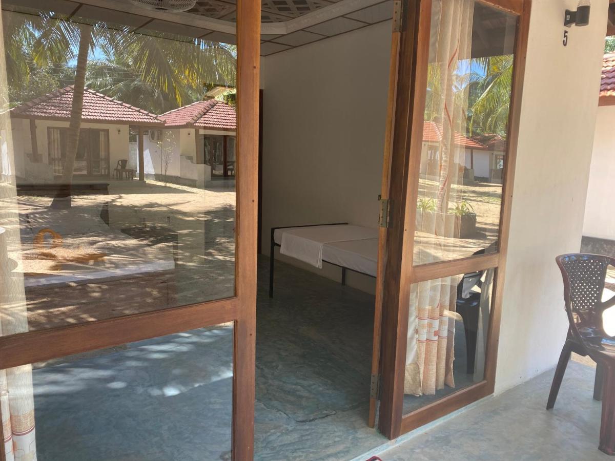 Sea Sand Resort Kalpitiya Exterior foto